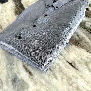 TopMan Button down Short Sleeves. LOT of 3. Excellent condition. Men’s medium